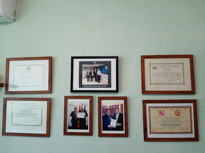 Psicólogo Emilio Bravo. Centro Hipnosis Clínica