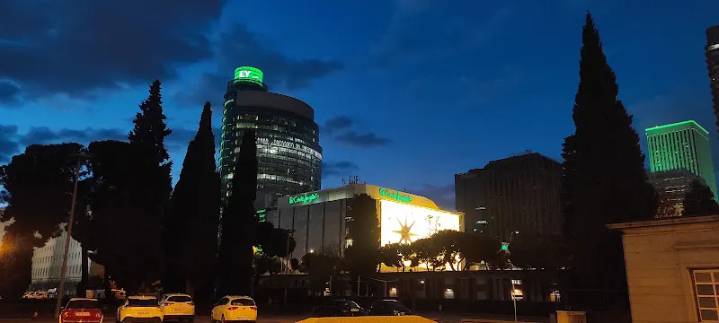 El Corte Inglés Seguros - Madrid