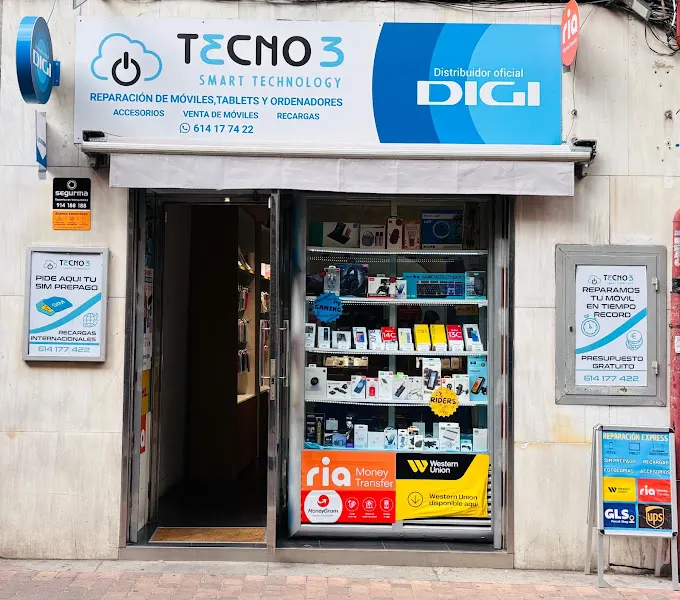 TECNO 3 - Tienda de reparación de teléfonos móviles en Madrid - foto 2