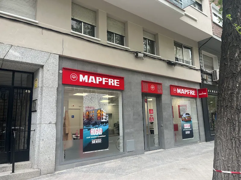 Mapfre - Agencia de seguros en Madrid - foto 2
