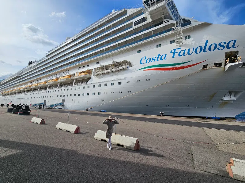Costa Cruceros - Agencia de viajes en Madrid - foto 3