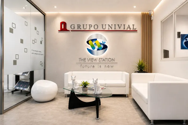 GRUPO UNIVIAL