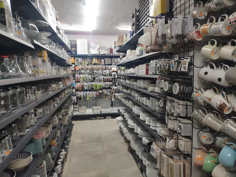 Hiper Asia - Tienda de artículos para el hogar en Madrid - foto 2