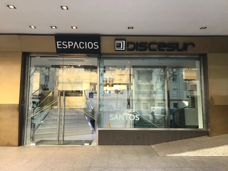 Discesur. Cerámica, cocinas Santos, baños, madera - Tienda de materiales para la construcción en Madrid - foto 2