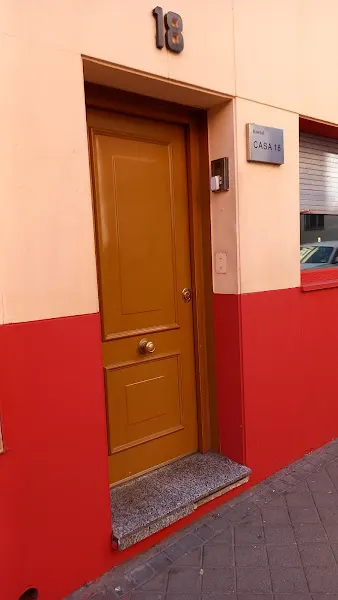 Hostal Casa 18 - Albergue en Madrid - foto 2