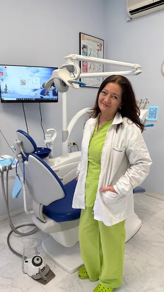 Clínica Dental Dra. Arciniegas - Dentista en Madrid - foto 4