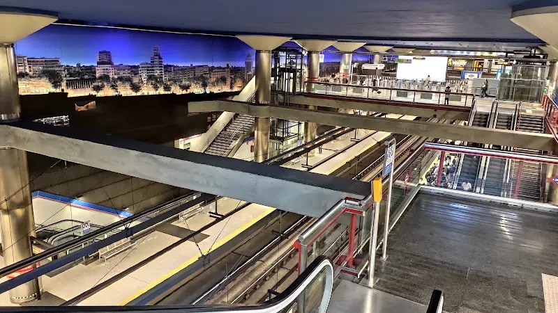 Estación de Nuevos Ministerios - Estación de medios de transporte en Madrid - foto 3
