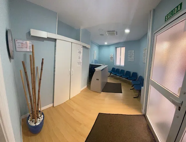 CENTRO DE RECUPERACION Y FISIOTERAPIA SL - Fisioterapeuta en Madrid - foto 2