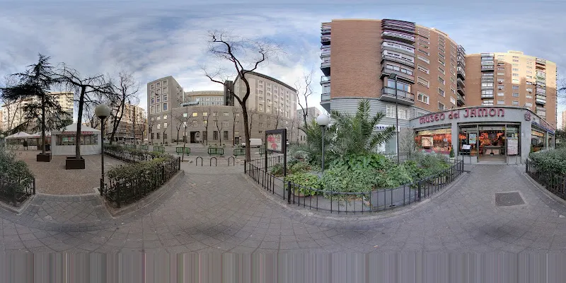 Museo del Jamón Poeta Joan Maragall - Restaurante de cocina española en Madrid - foto 2