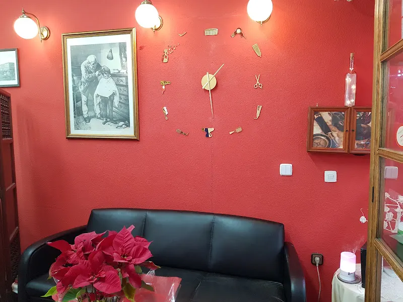 Kibo Peluqueros - Barbería en Madrid - foto 2