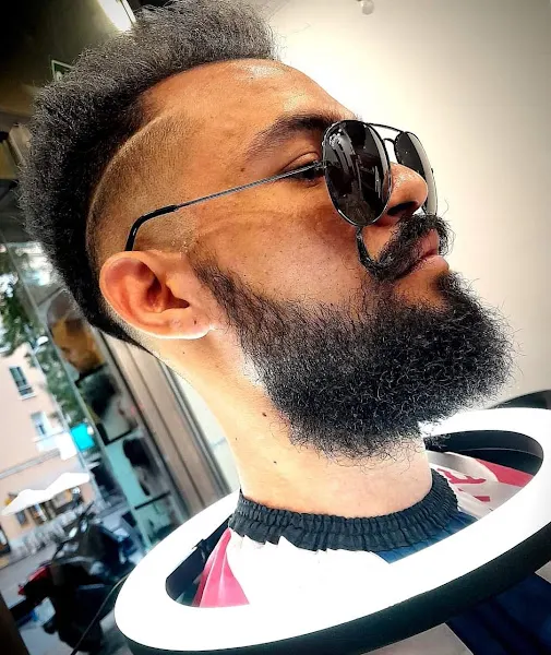 BarberShop !!Jimmy Aldana!! - Barbería en Madrid - foto 2