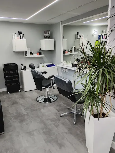 PELUQUERÍA IRIS - Madrid