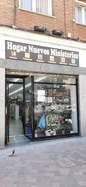 Bazar Hogar Nuevos Ministerios en Madrid - foto 2
