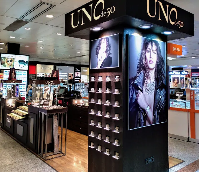 UNOde50 - El Corte Inglés Castellana - Joyería en Madrid - foto 2