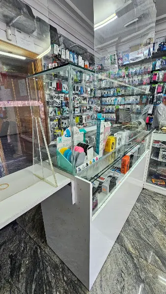 Phone Centuria