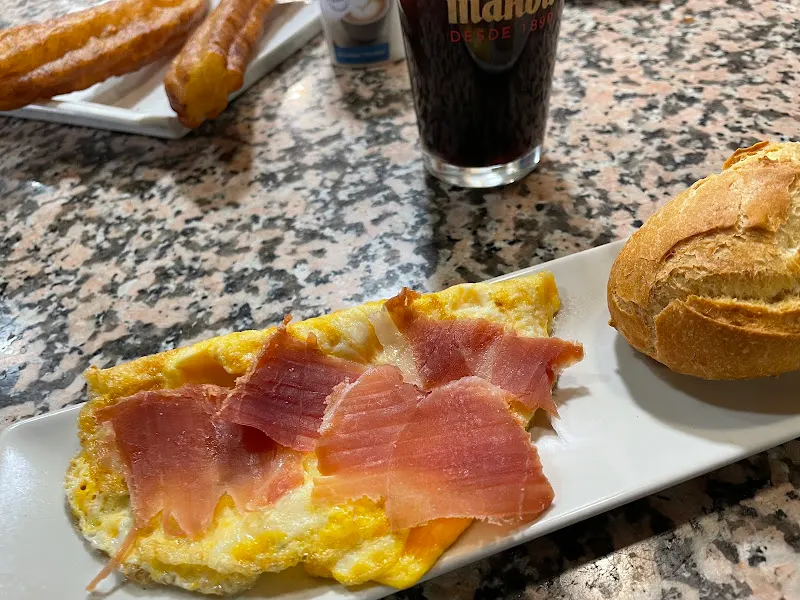 Cafetería La Jara - Cafetería en Madrid - foto 2