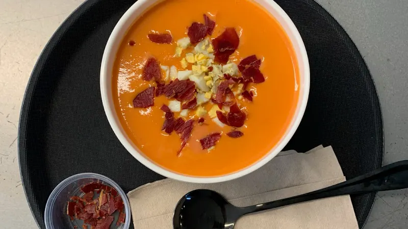 ZUPPA Bernabeu - Restaurante de sopas en Madrid - foto 2