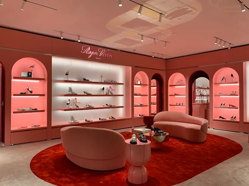 Roger Vivier - Boutique en Madrid - foto 2
