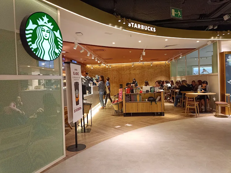 Starbucks - Cafetería en Madrid - foto 2