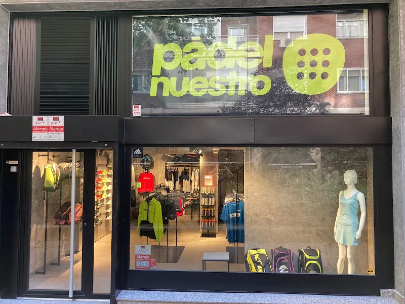 Pādel Nuestro Madrid Castellana - Tienda de deportes en Madrid - foto 2