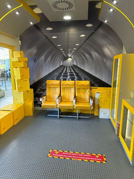 Punto de Venta DHL Express - Servicio de mensajería en Madrid - foto 2