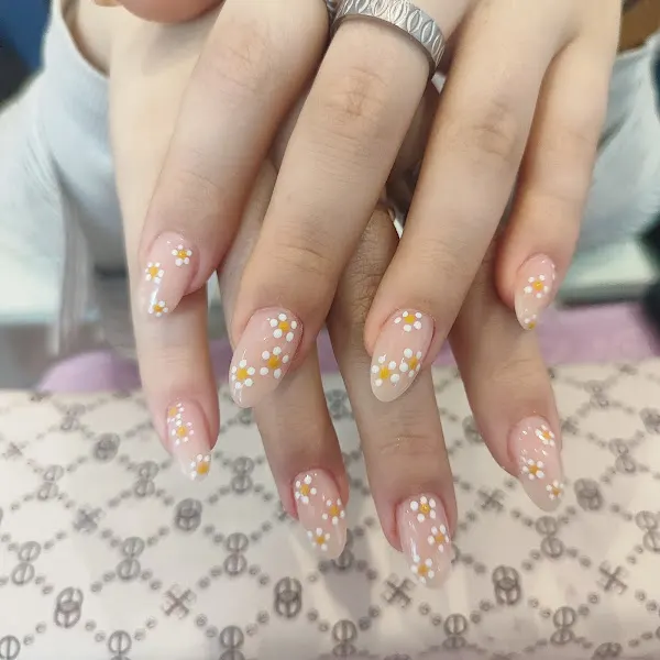 Nails - Salón de manicura y pedicura en Madrid - foto 3