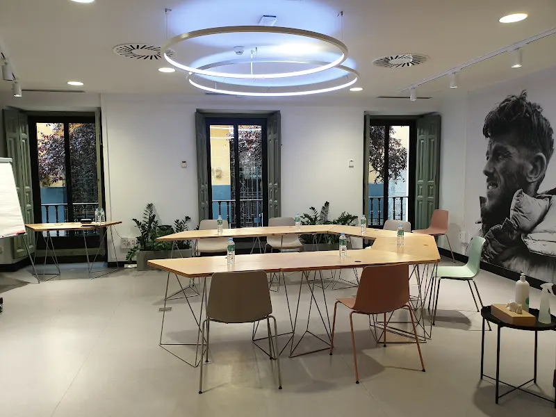 Growman Group - Centro de formación en Madrid - foto 2