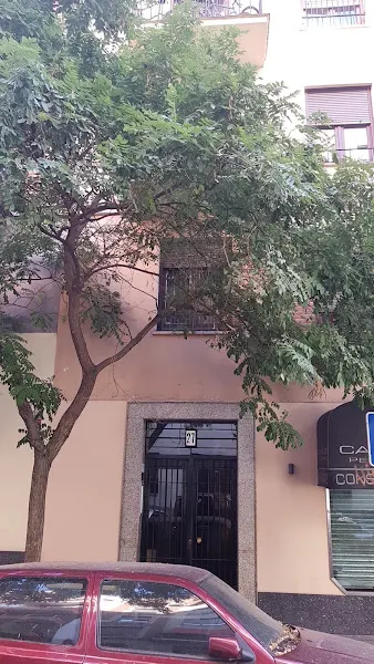 CLINICA LLAMAS Y HERRERO (Dras. Alicia Herrero y Dra. Silvia Llamas)