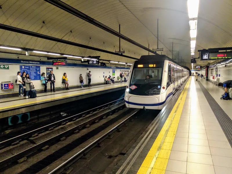 Nuevos Ministerios - Parada de transporte público en Madrid - foto 2